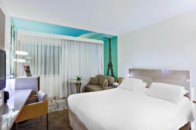 Classic &Acirc;&nbsp;Double Room with Sofa Bed 5