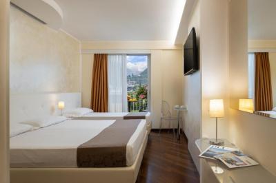 Standard Triple Room with Balcony 1