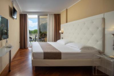 Superior Double or Twin Room 4