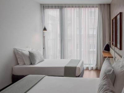 Superior Deluxe Double or Twin Room with Extra Bed 4