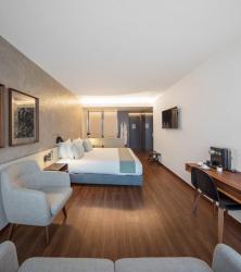 Design Double or Twin Room 6