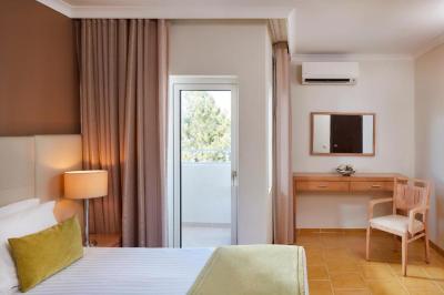 Suite con Vista Piscina 4