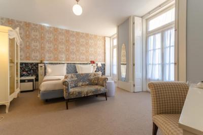 Superior Double Room with River View 4