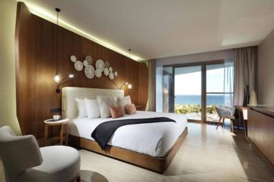 Loft Suite Beachside Ocean View 9