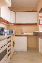 One-Bedroom Apartment 4