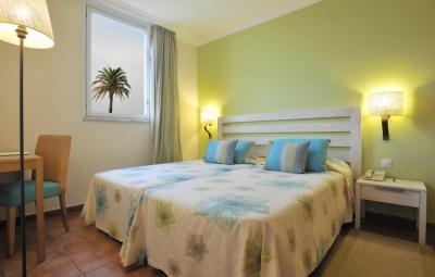 Family Suite (2 Adults and 2 Children) 3