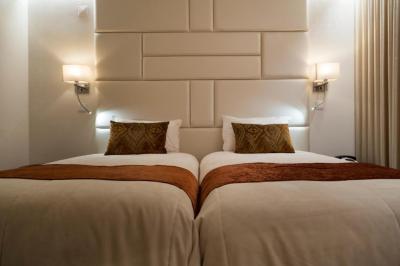 Twin Room 3