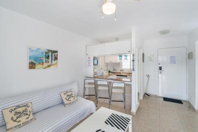 Apartment with Sea View 1