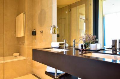 Deluxe Double Room 3