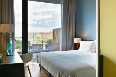 Deluxe Double Room with Sea View 5