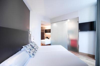 Triple Room 2