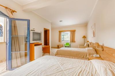 Suite con balc&oacute;n 1