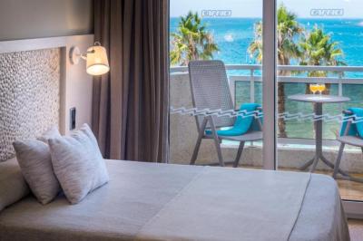 Double Privilege with Sea View Lateral 4