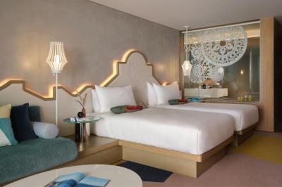 Wonderful Twin Room with Resort View 2