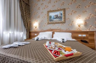 Double or Twin Room 2