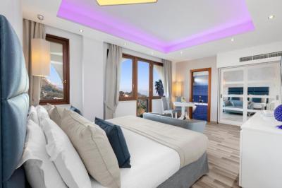 Double Room 4