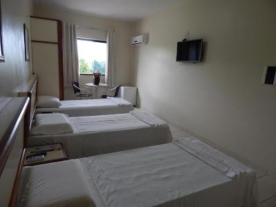 Deluxe Triple Room 2