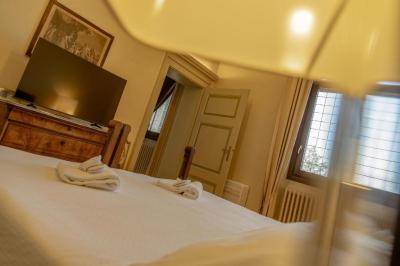 Superior Deluxe Double or Twin Room 5