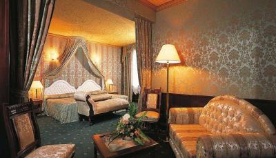 Suite 2