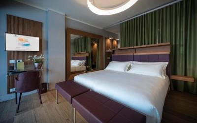 Double or Twin Room with View 1