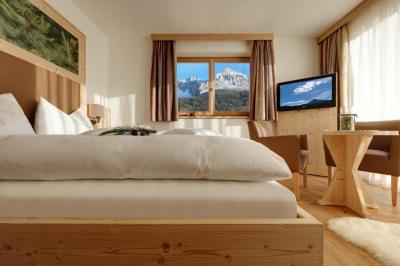 Superior Double Room with Balcony 2