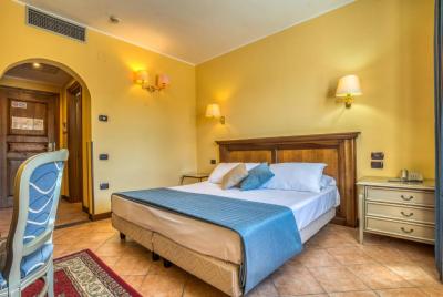 Double Room 2
