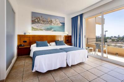 Twin Room 2