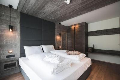 Suite with Garden View 10