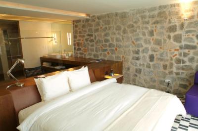 Balcony Room 2