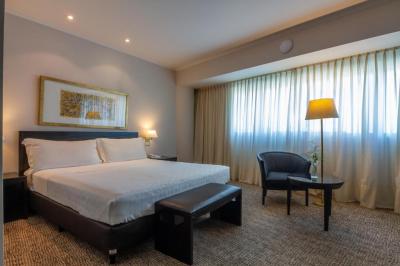 Deluxe, Guest room, 1 King 4