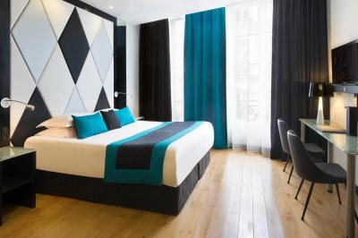 Deluxe Double Room with Terrace and Jacuzzi 9
