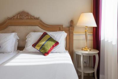 Deluxe Doppel-/Zweibettzimmer 3