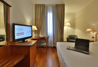 Standard Double Room 3