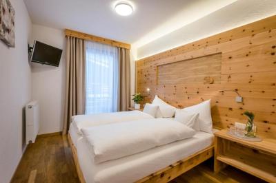 Standard Double Room 14