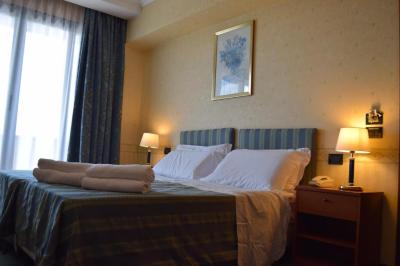 Twin Room 2