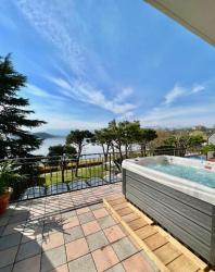 Deluxe Suite with Spa Bath 5