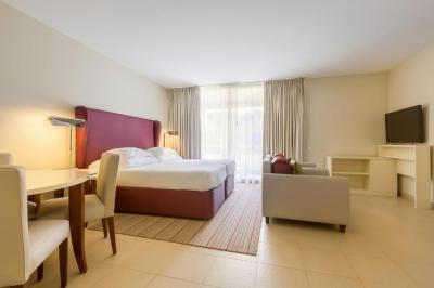 Family Room (6 Persons) 7