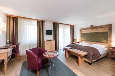Suite with Balcony 5