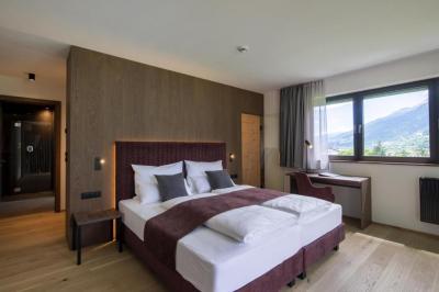 Suite with Spa Bath and Infrared Cabin 7