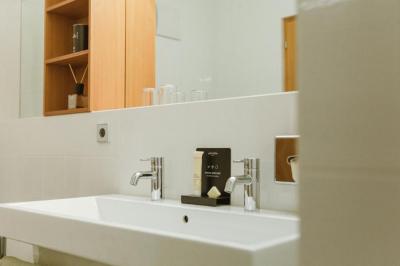 Superior Suite 8