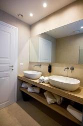 Suite with Private Pool 2