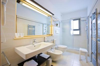 Triple Room with Sea View 2