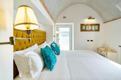 Junior Suite 10