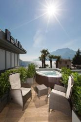 Superior Double Room with Lake View and Terrace 5