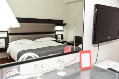 Standard Quadruple Room 6