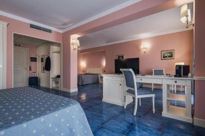 Suite 2