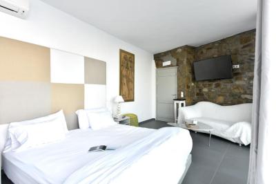 Grand Deluxe Suite With Private Pool Sea View 9