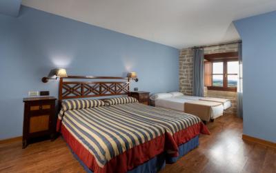 Quadruple Room 4