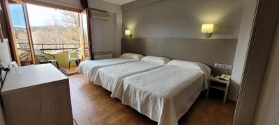 Triple Room with Terrace 3