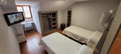 Double or Twin Room 6